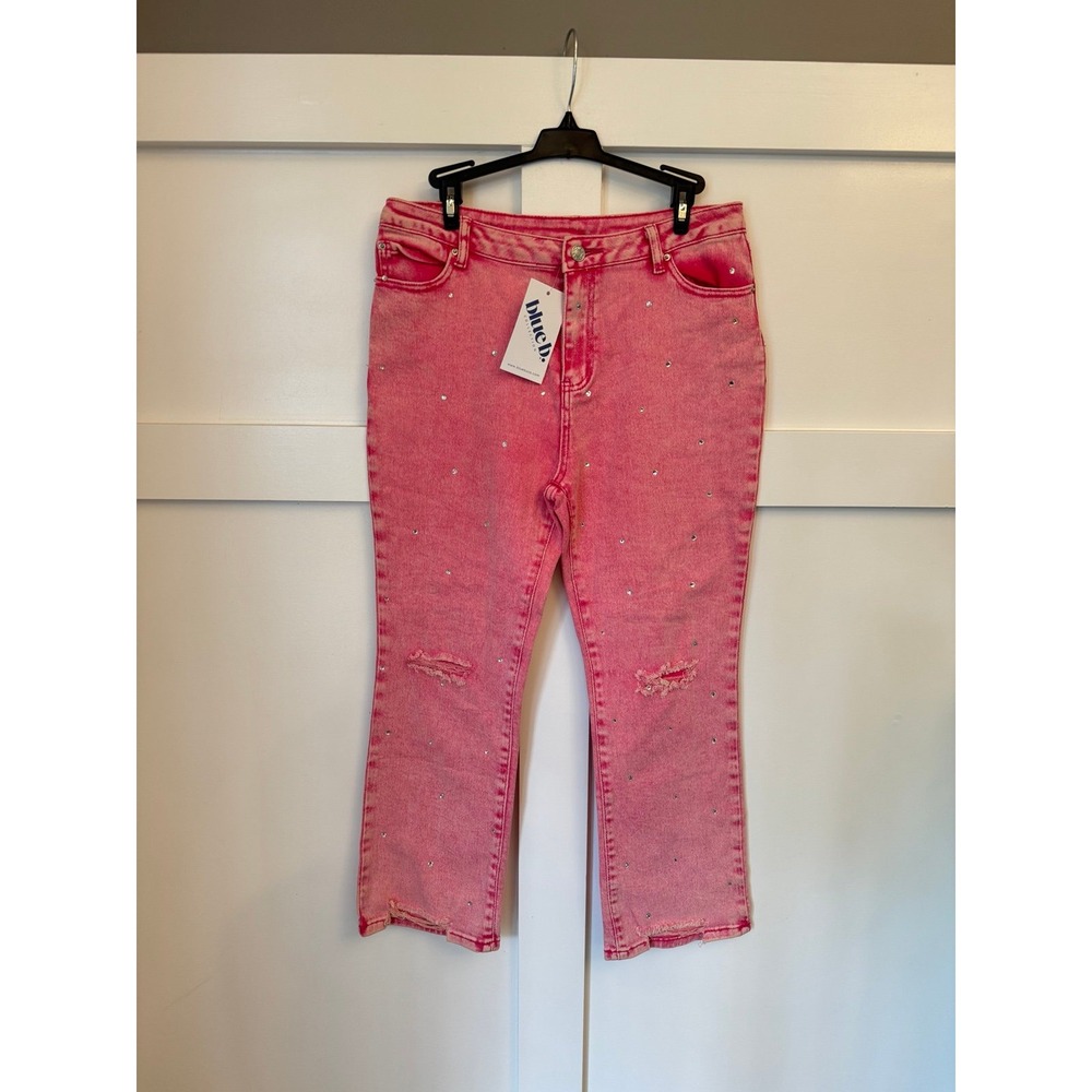 Blue B size large NWT diamond studded pink straight leg‎ pants